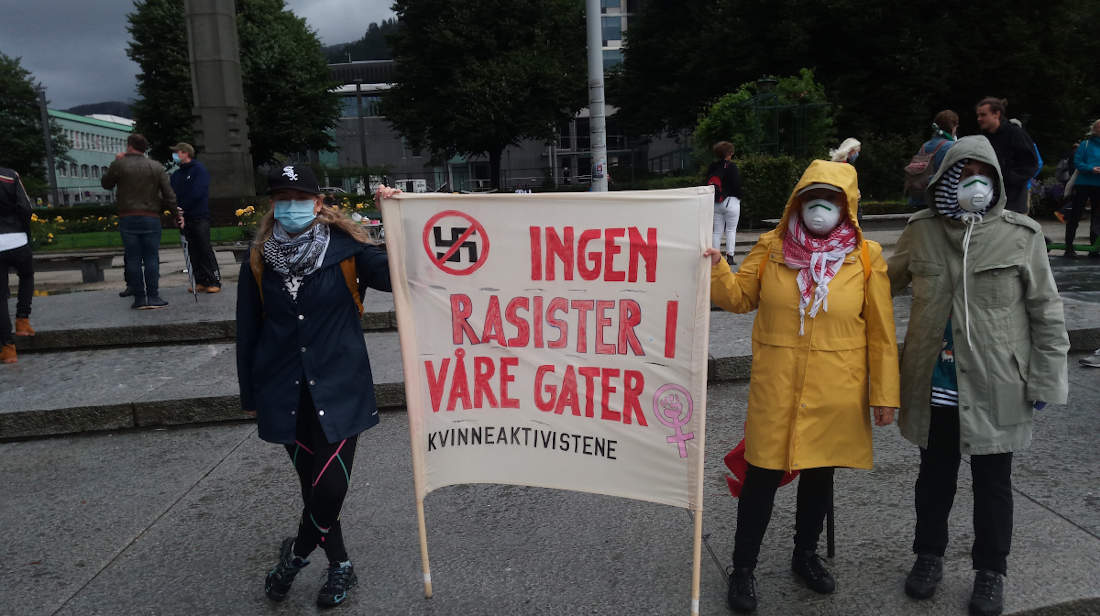 Ingen rasister i Bergens gater! Foto: HH